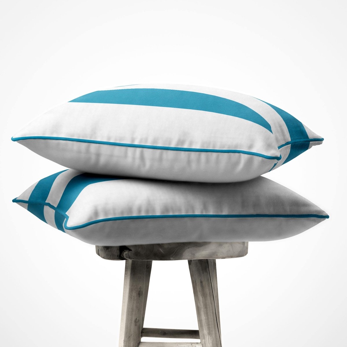 2 Stripes | Sustainable Velvet Cushion with Piping - Prussian Blue 40 x 40 cm by Izabela Peters
