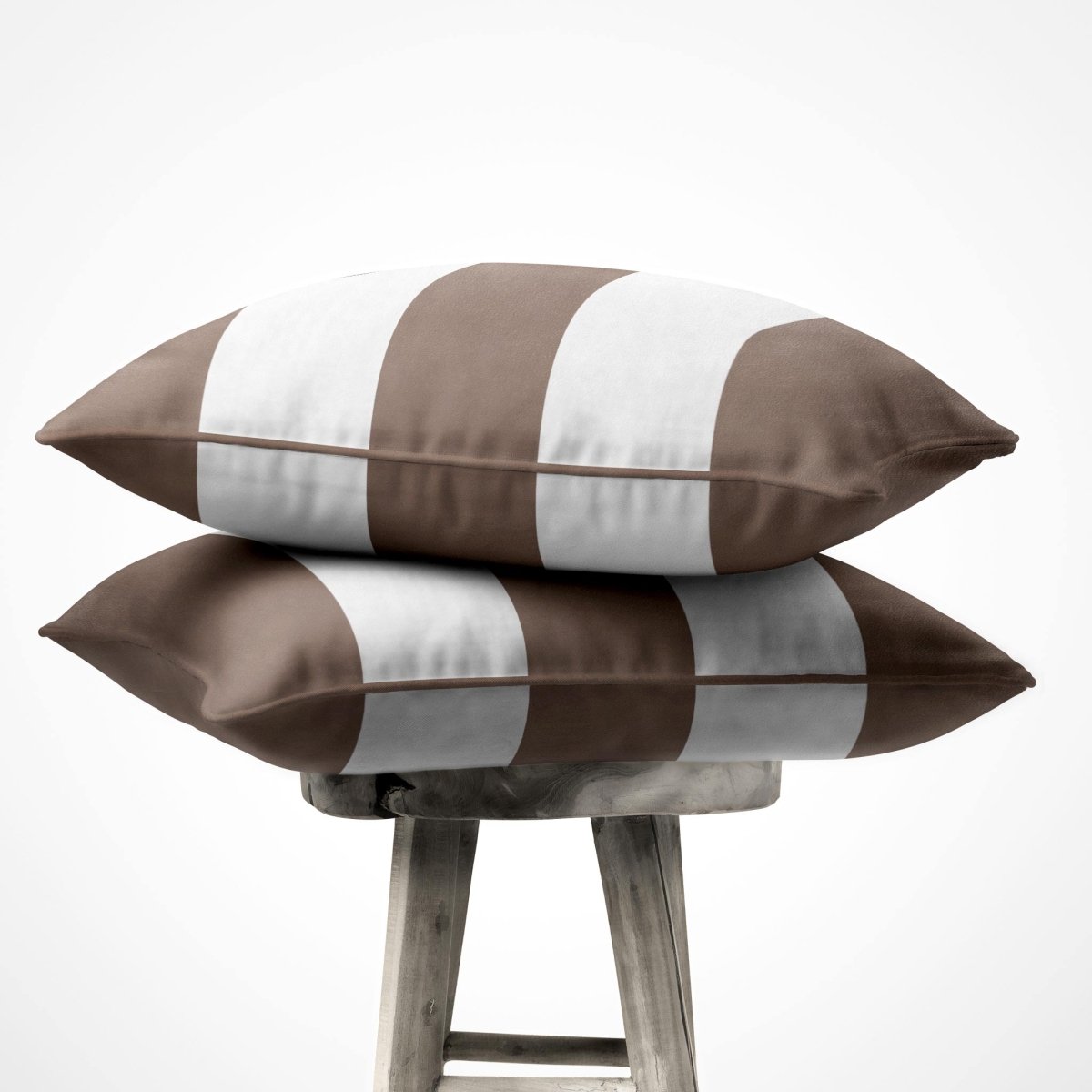3 Stripes Horizontal | Sustainable Velvet Cushion with Piping - Dovedale Stone 40 x 40 cm by Izabela Peters