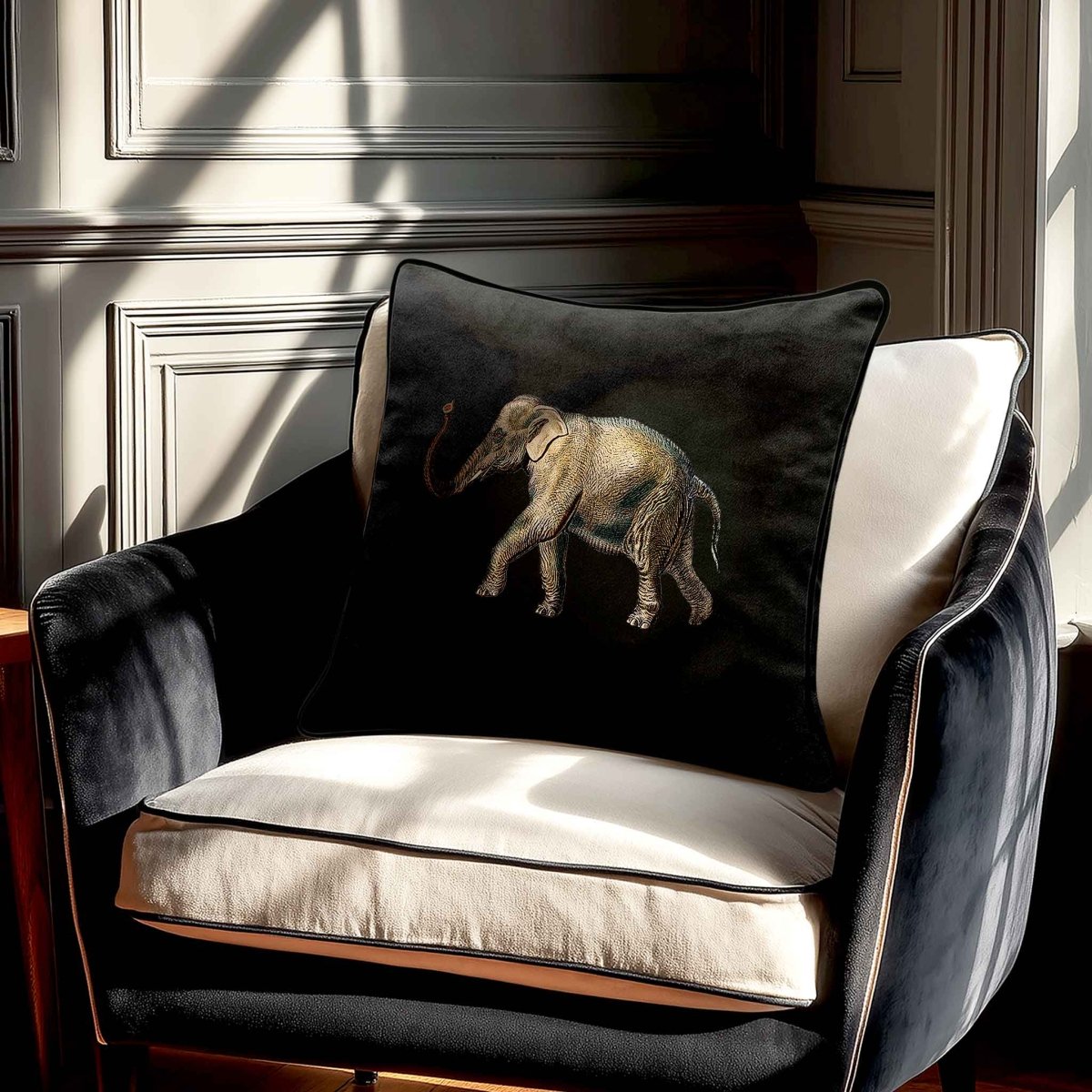 Elephant | Sustainable Velvet Cushion - Charcoal 40 x 40 cm Standard by Izabela Peters