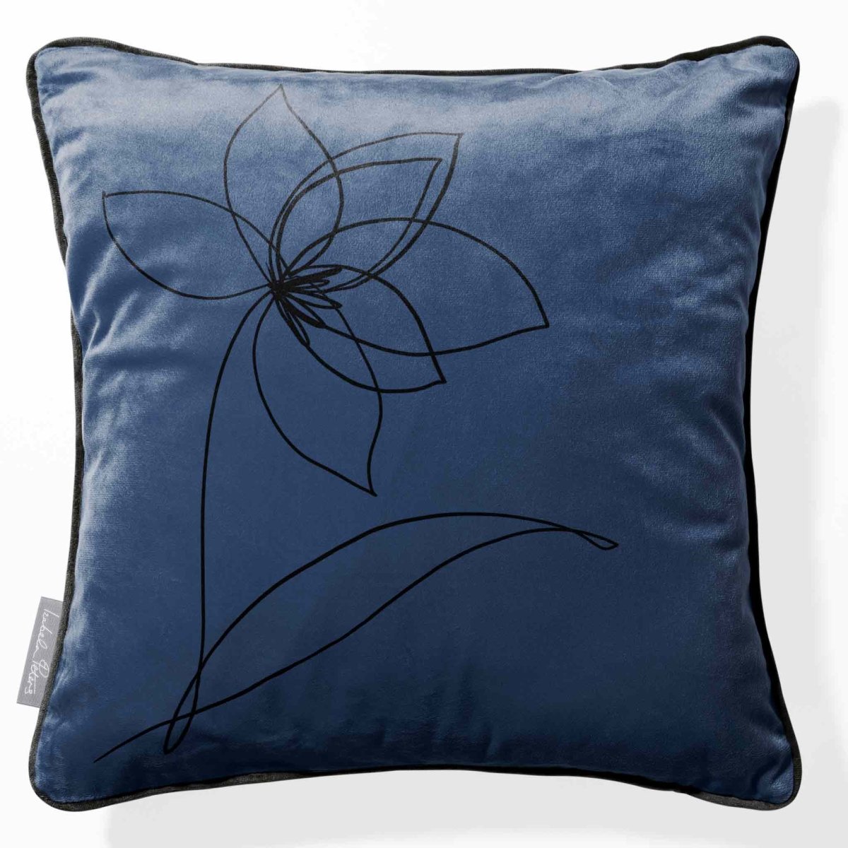 Flower | Sustainable Velvet Cushion - Emerald Green 40 x 40 cm Standard by Izabela Peters
