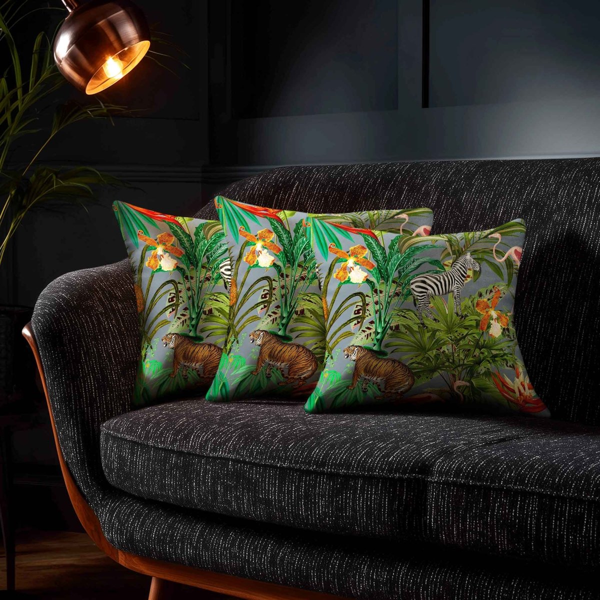 Jungle Fusion | Sustainable Velvet Cushion - French Grey 40 x 40 cm Standard by Izabela Peters