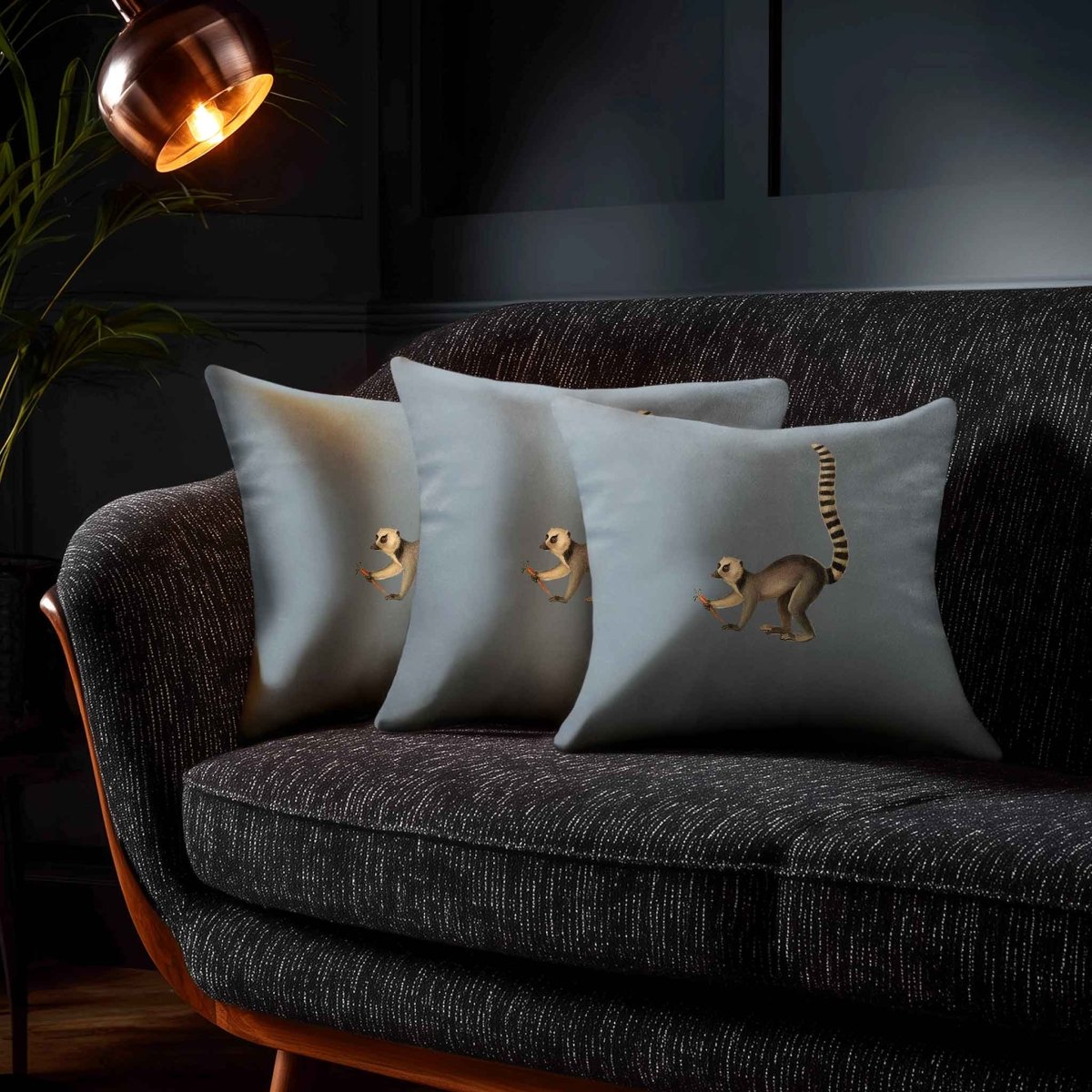 Lemur | Sustainable Velvet Cushion - French Grey 40 x 40 cm Standard by Izabela Peters
