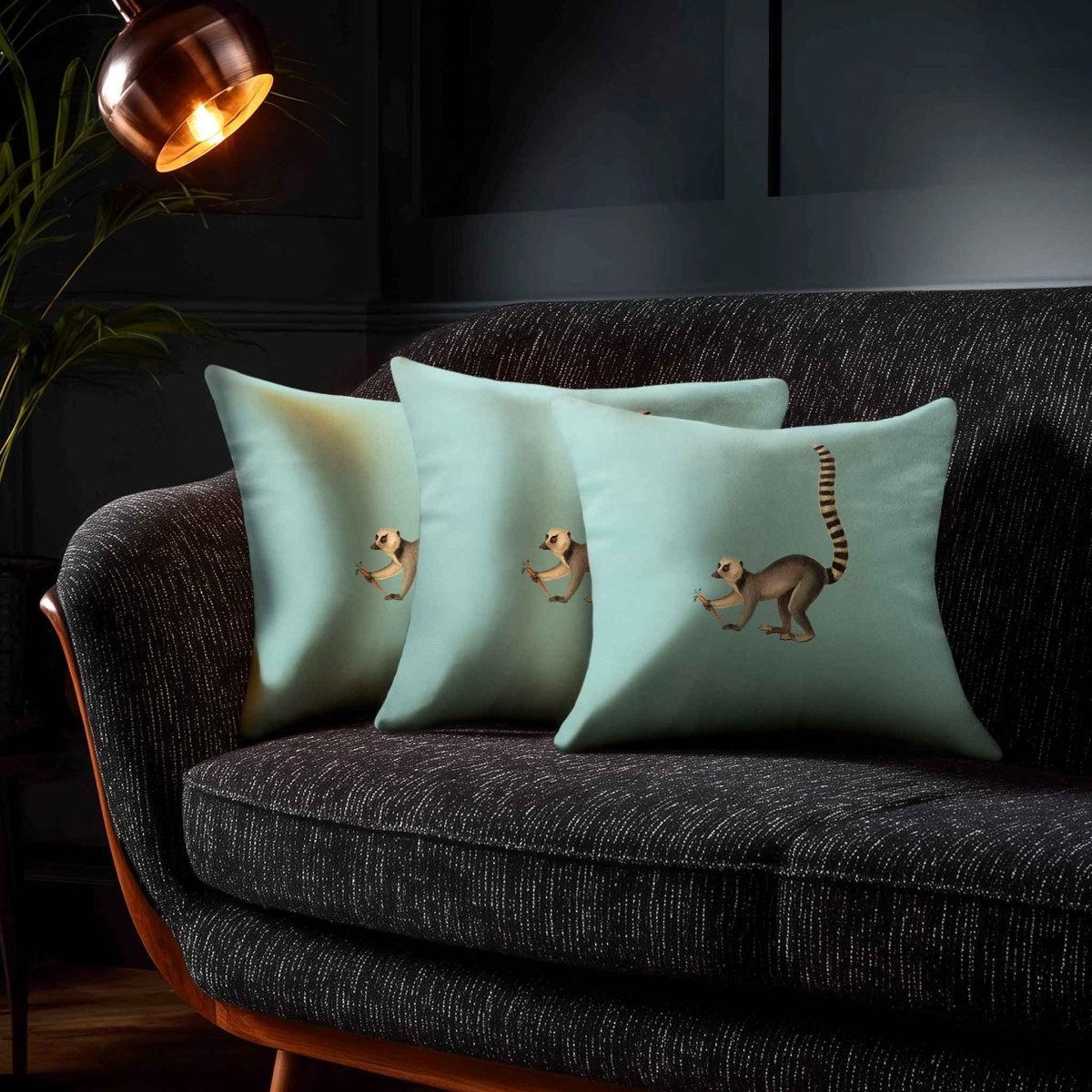 Lemur | Sustainable Velvet Cushion - Blue Surf 40 x 40 cm Standard by Izabela Peters