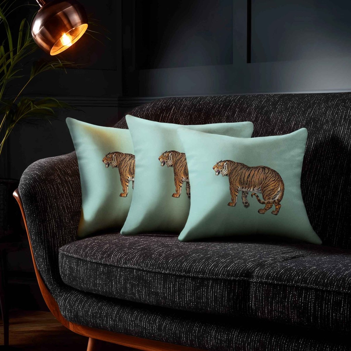 Tiger | Sustainable Velvet Cushion - Blue Surf 40 x 40 cm Standard by Izabela Peters