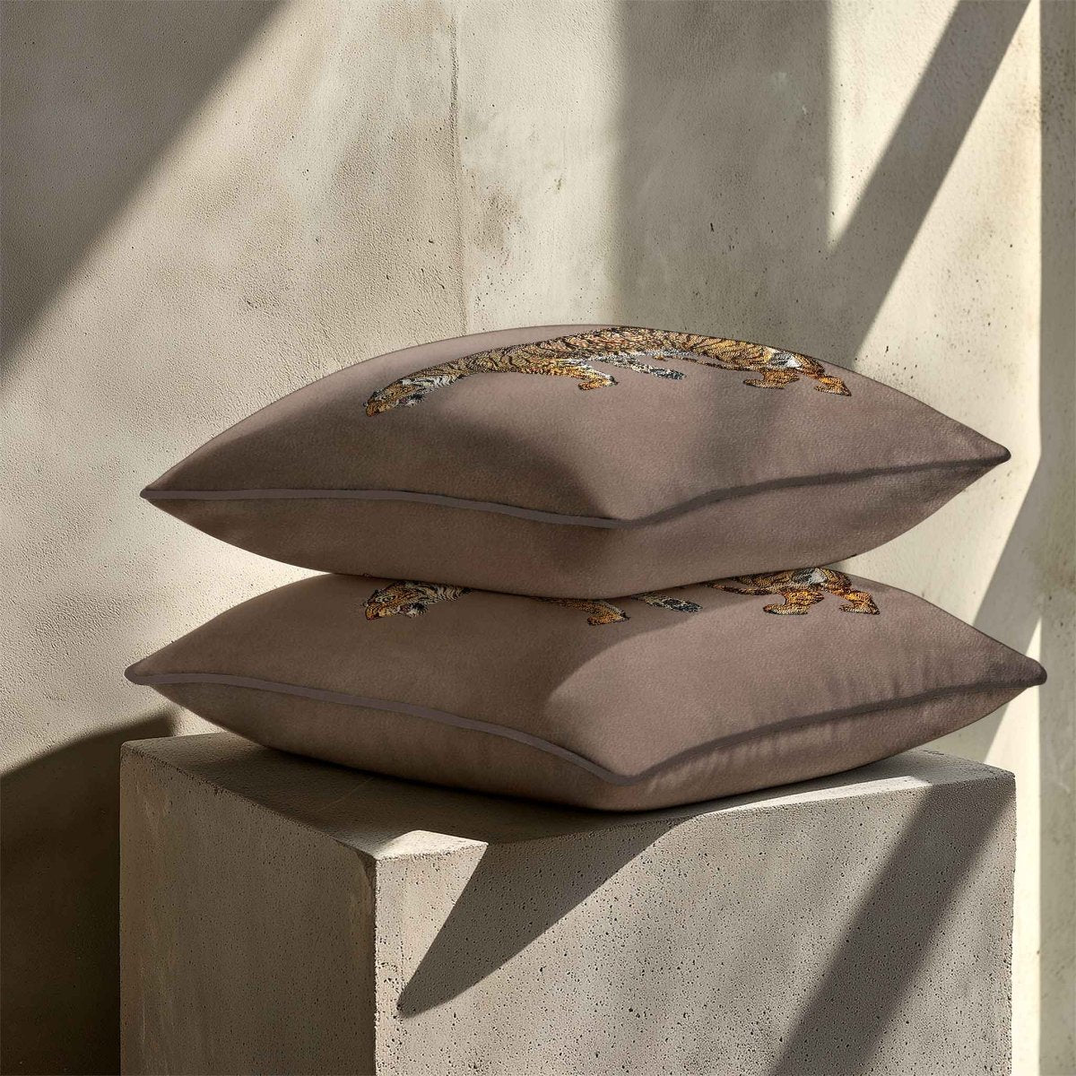 Tiger | Sustainable Velvet Cushion - Dovedale Stone 40 x 40 cm Standard by Izabela Peters