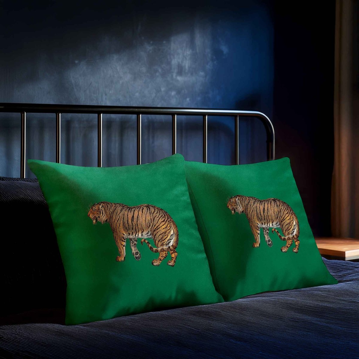 Tiger | Sustainable Velvet Cushion - Emerald Green 40 x 40 cm Standard by Izabela Peters