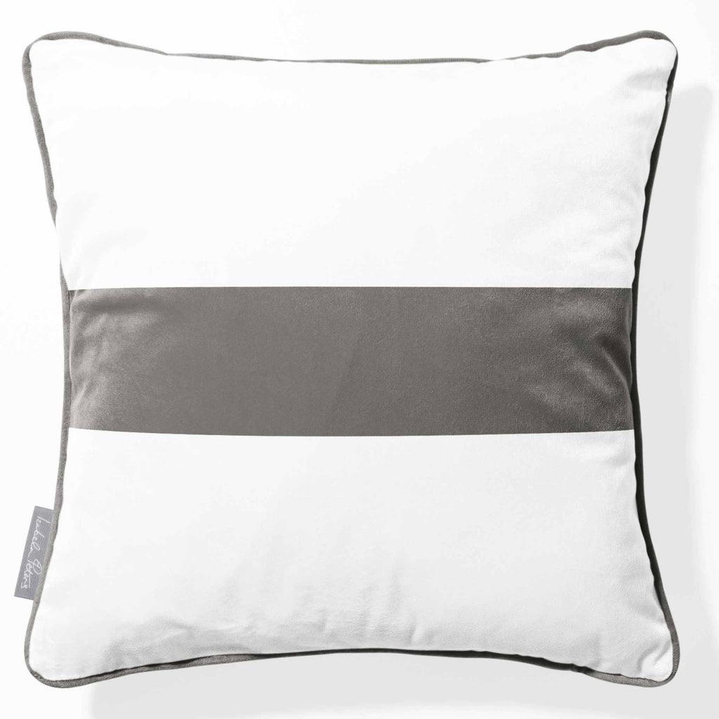 1 Stripe Horizontal | Sustainable Velvet Cushion with Piping - Beluga 40 x 40 cm by Izabela Peters