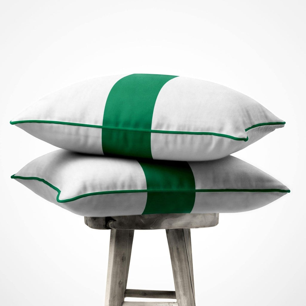 1 Stripe Horizontal | Sustainable Velvet Cushion with Piping - Emerald Green 40 x 40 cm by Izabela Peters