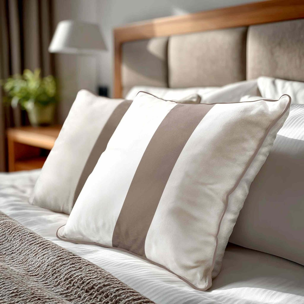 1 Stripe | Sustainable Velvet Cushion with Piping - Sage 40 x 40 cm by Izabela Peters