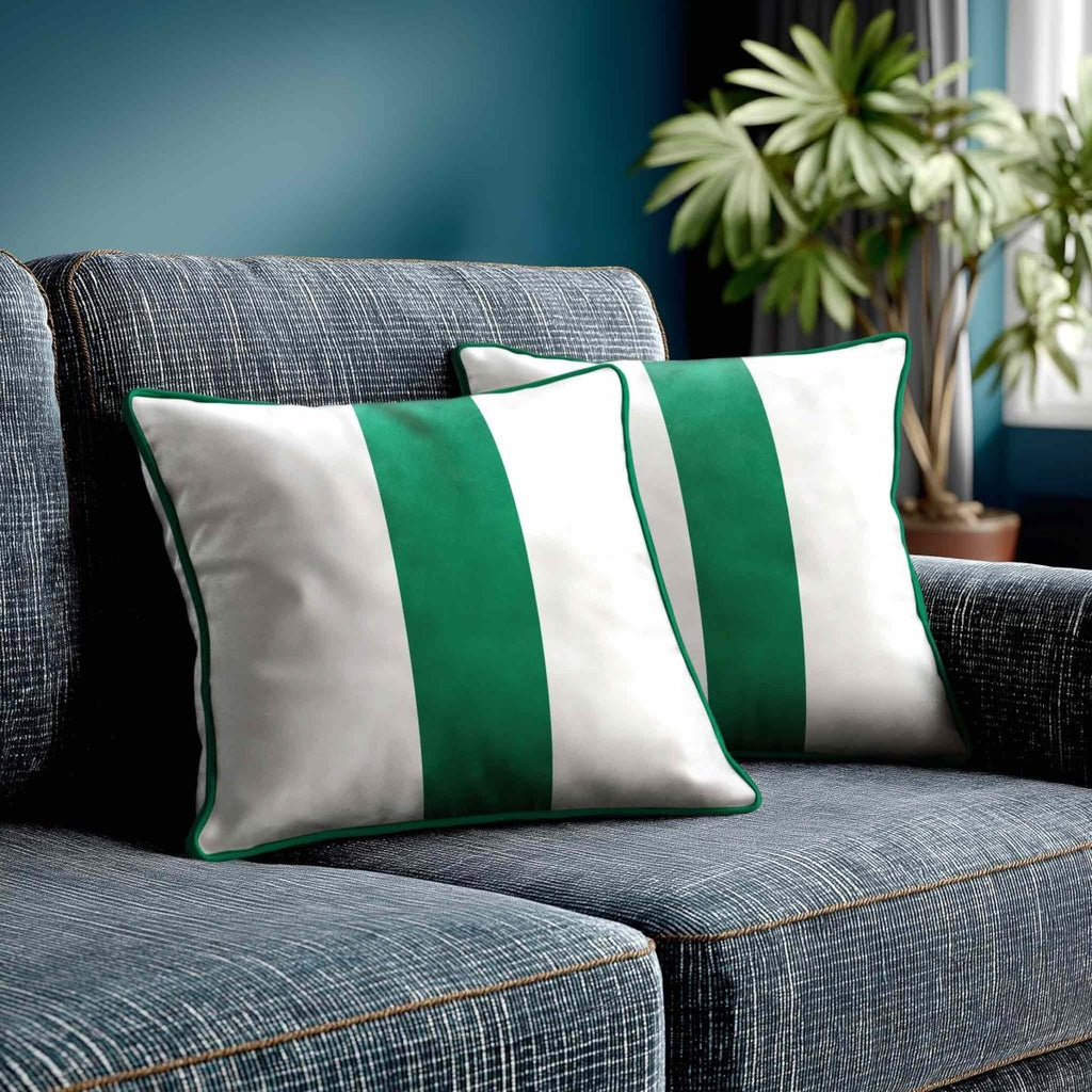 1 Stripe | Sustainable Velvet Cushion with Piping - Emerald Green 40 x 40 cm by Izabela Peters