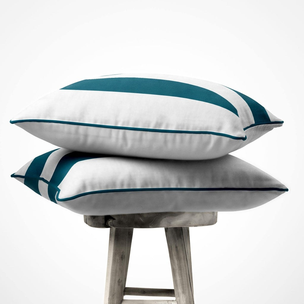 2 Stripes | Sustainable Velvet Cushion with Piping - Teal 40 x 40 cm by Izabela Peters