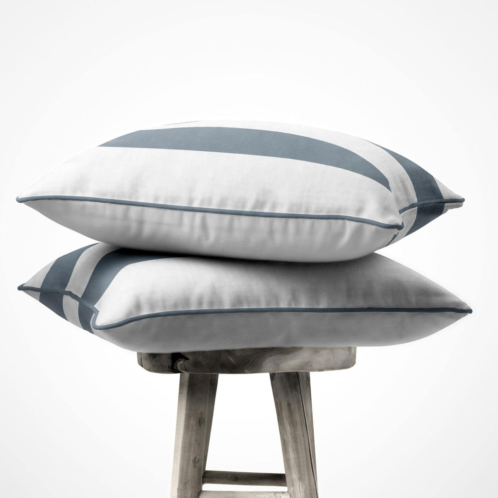 2 Stripes | Sustainable Velvet Cushion with Piping - French Grey 40 x 40 cm by Izabela Peters