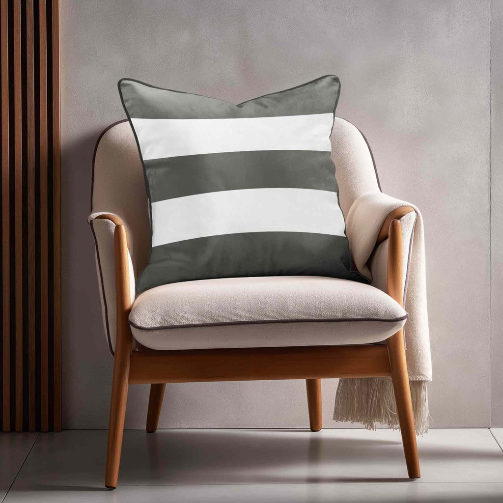 3 Stripes Horizontal | Sustainable Velvet Cushion with Piping - Beluga 40 x 40 cm by Izabela Peters