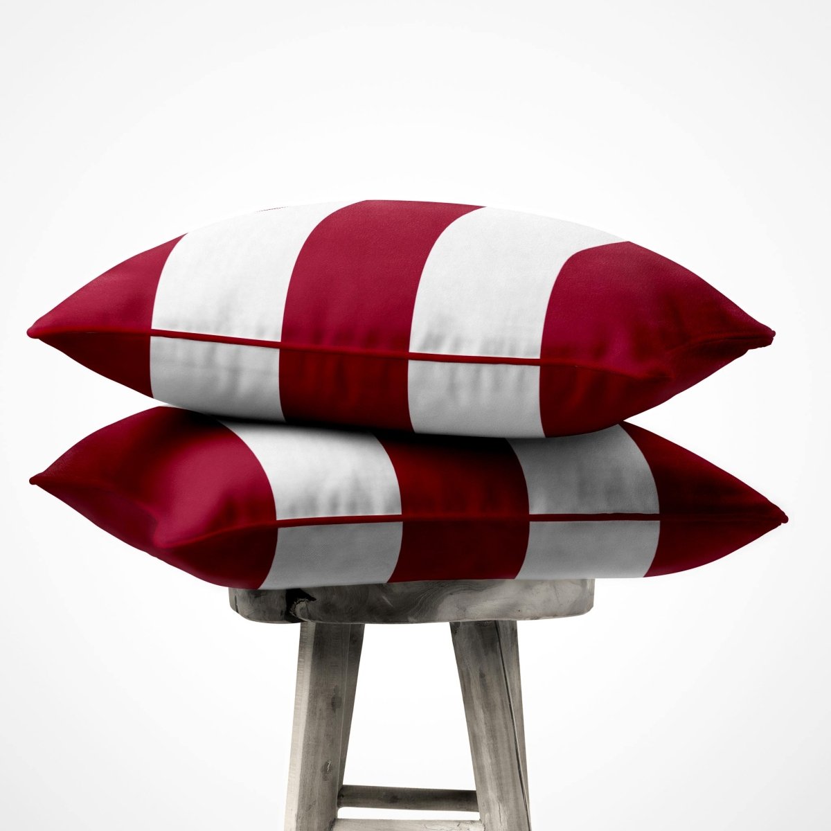 3 Stripes Horizontal | Sustainable Velvet Cushion with Piping - Raspberry Red 40 x 40 cm by Izabela Peters