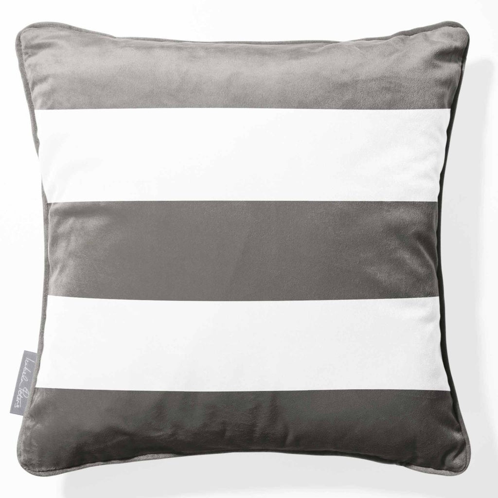 3 Stripes Horizontal | Sustainable Velvet Cushion with Piping - Beluga 40 x 40 cm by Izabela Peters
