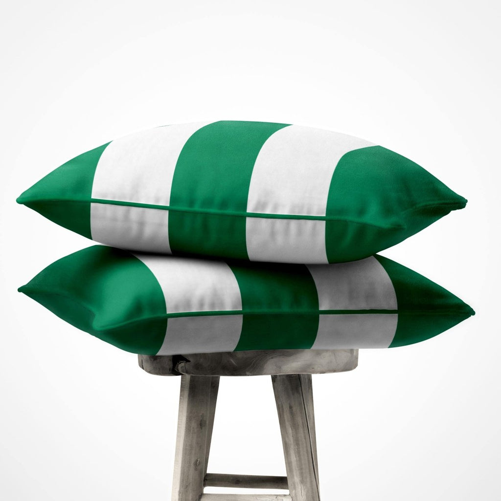3 Stripes Horizontal | Sustainable Velvet Cushion with Piping - Emerald Green 40 x 40 cm by Izabela Peters