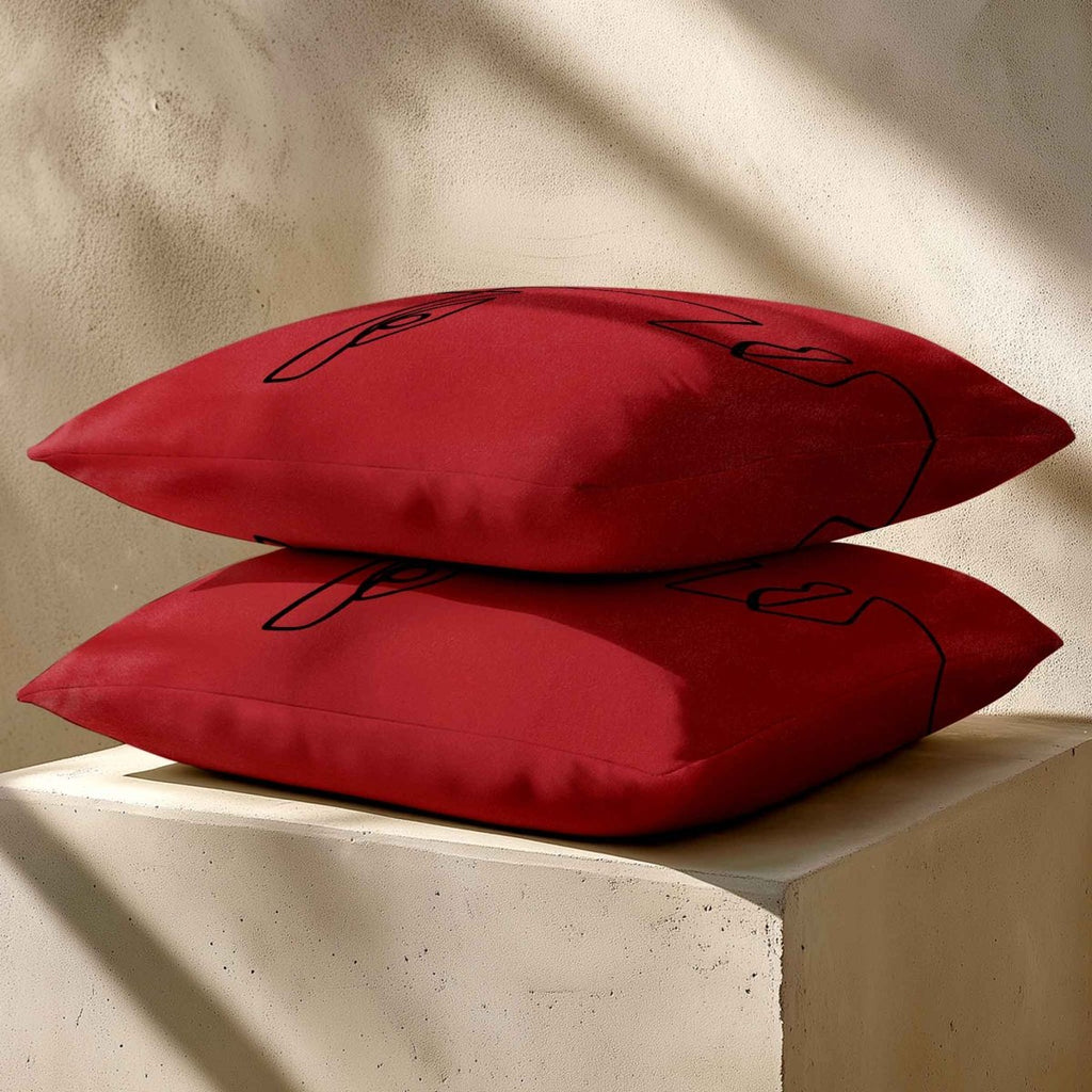 Angular Face | Sustainable Velvet Cushion - Crimson Muse 40 x 40 cm Standard by Izabela Peters