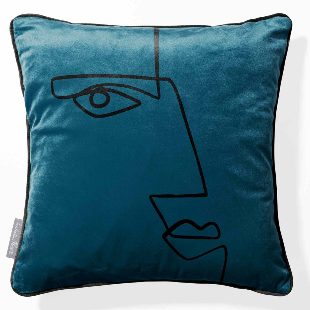 Angular Face | Sustainable Velvet Cushion - Teal 40 x 40 cm Piped by Izabela Peters