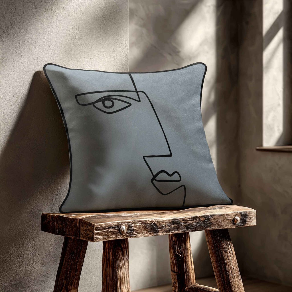 Angular Face | Sustainable Velvet Cushion - French Grey 40 x 40 cm Standard by Izabela Peters