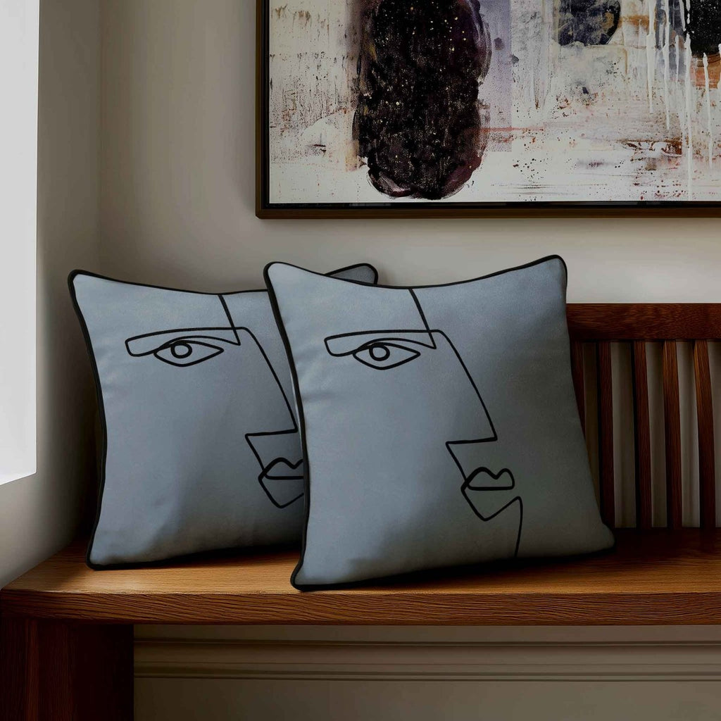 Angular Face | Sustainable Velvet Cushion - French Grey 40 x 40 cm Standard by Izabela Peters
