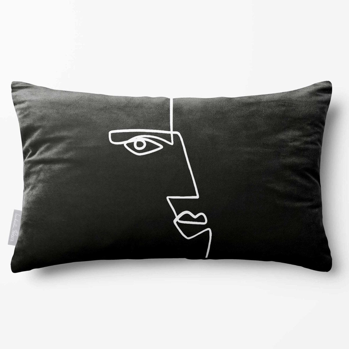 Angular Face | Sustainable Velvet Rectangle Cushion - Black & White 50 x 30 cm Standard by Izabela Peters