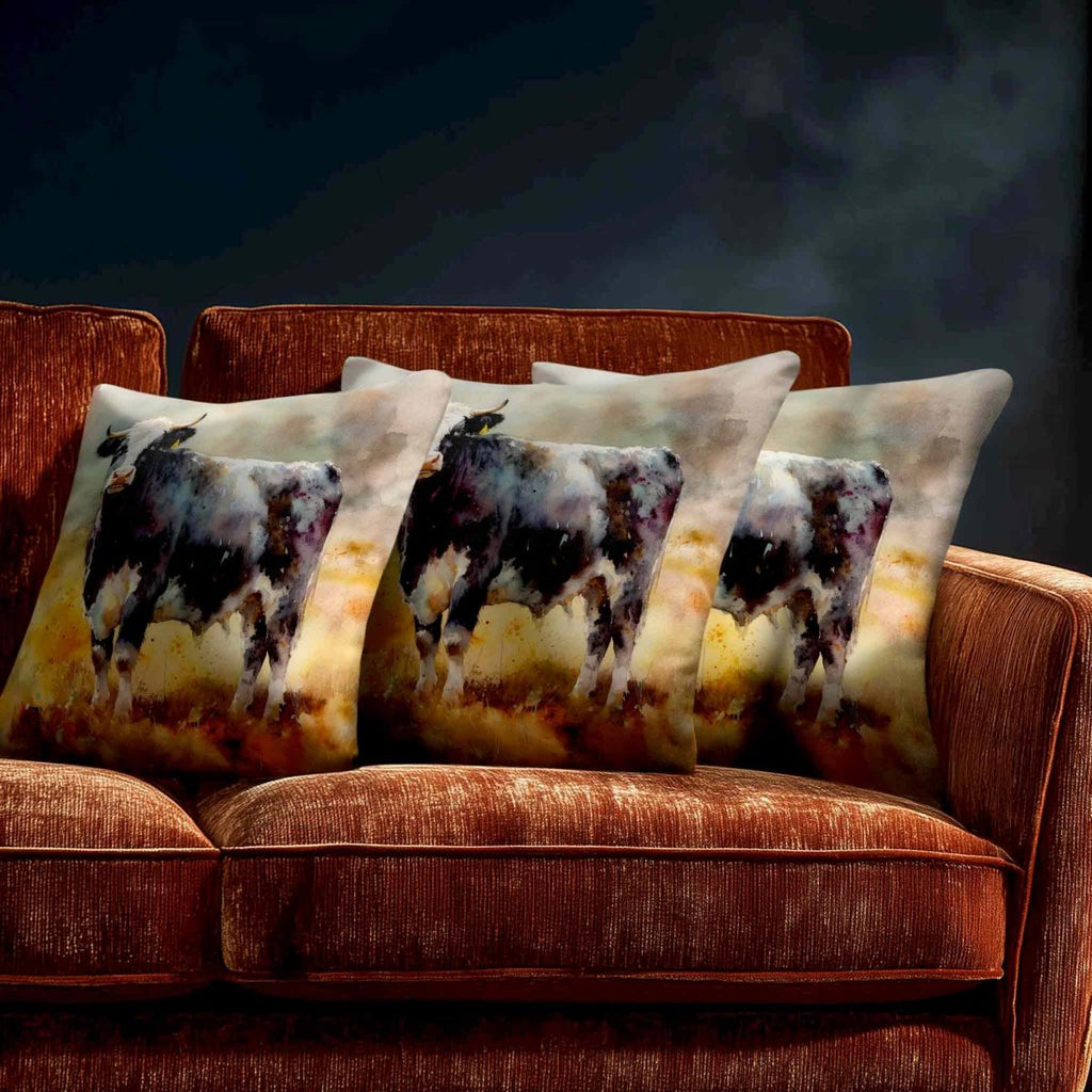 Belted Galloway Cow | Sustainable Velvet Cushion - 40 x 40 cm Standard by Izabela Peters