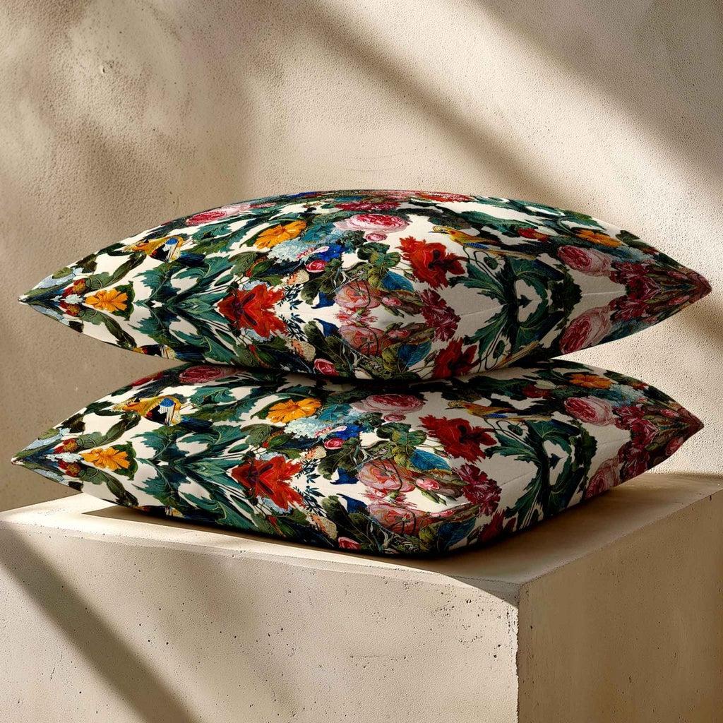 Birds in Paradise | Sustainable Velvet Cushion - Ivory Cream 40 x 40 cm Standard by Izabela Peters