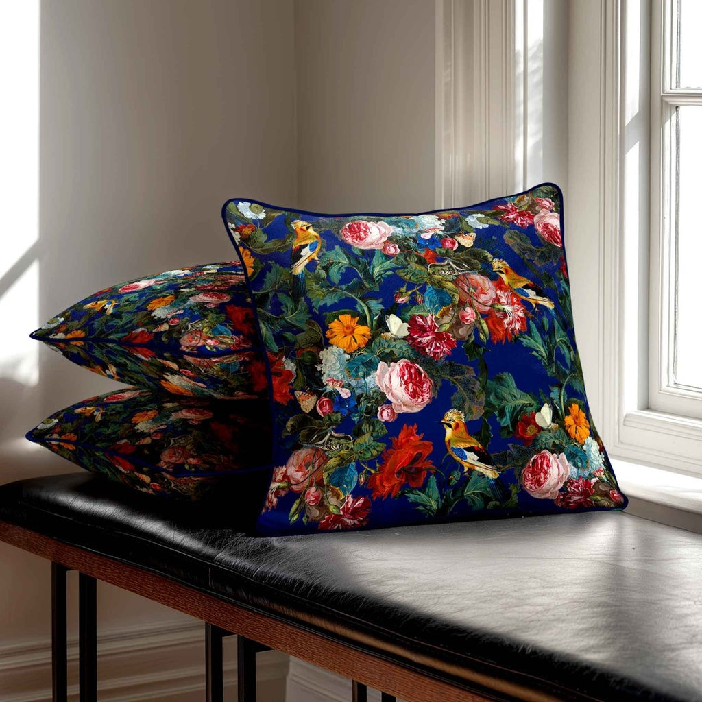 Birds in Paradise | Sustainable Velvet Cushion - Midnight 40 x 40 cm Standard by Izabela Peters