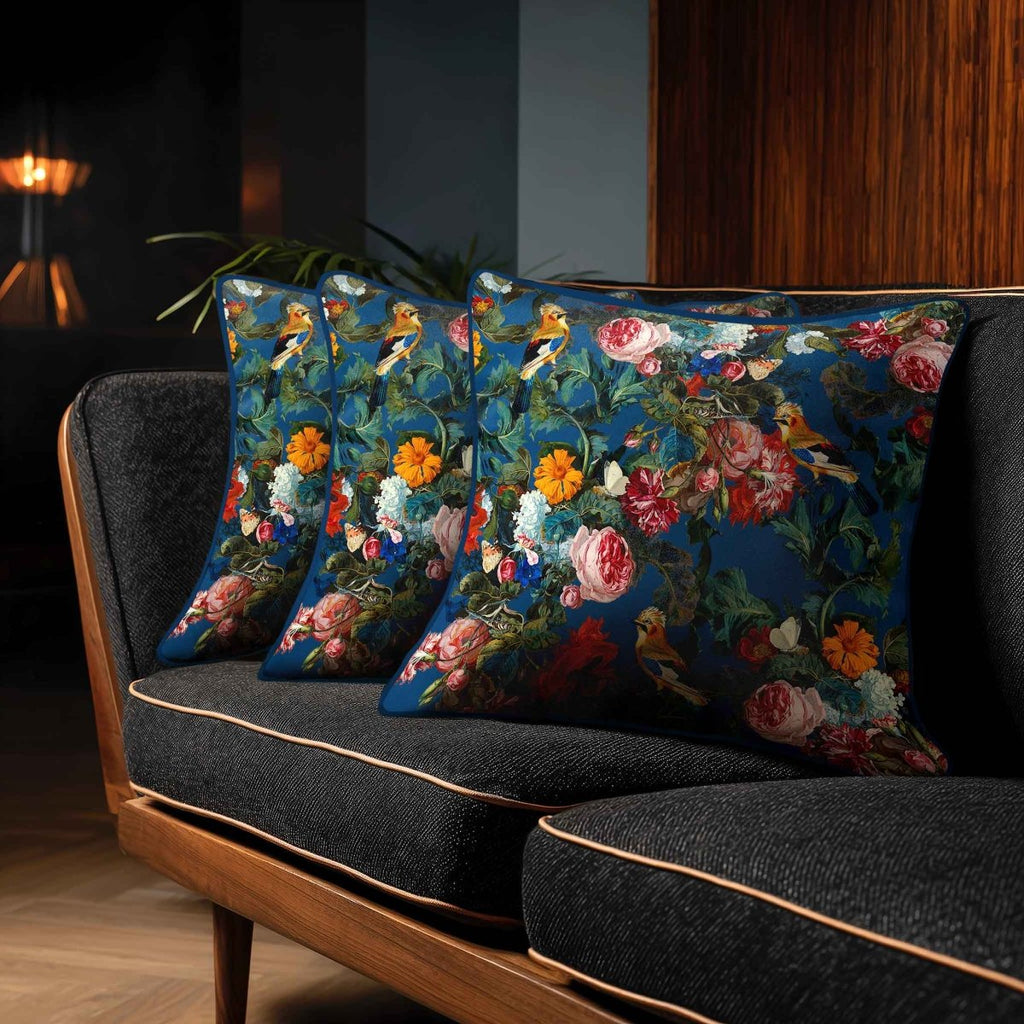 Birds in Paradise | Sustainable Velvet Cushion - Estate Blue 40 x 40 cm Standard by Izabela Peters