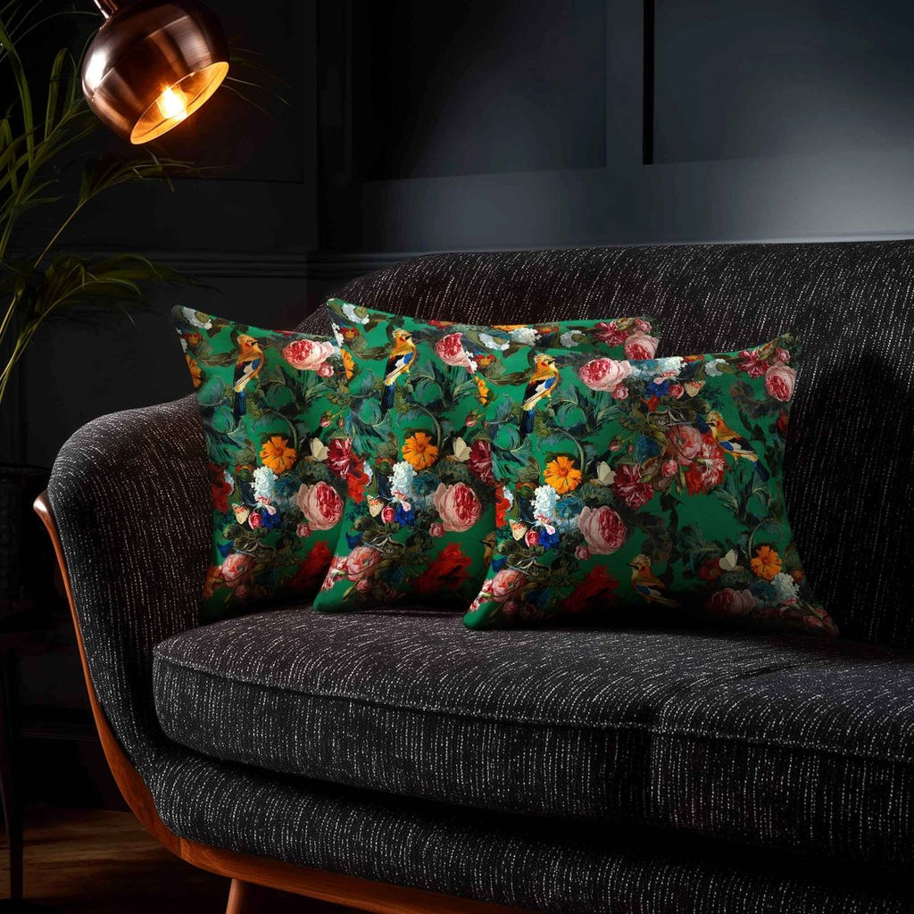 Birds in Paradise | Sustainable Velvet Cushion - Emerald Green 40 x 40 cm Standard by Izabela Peters