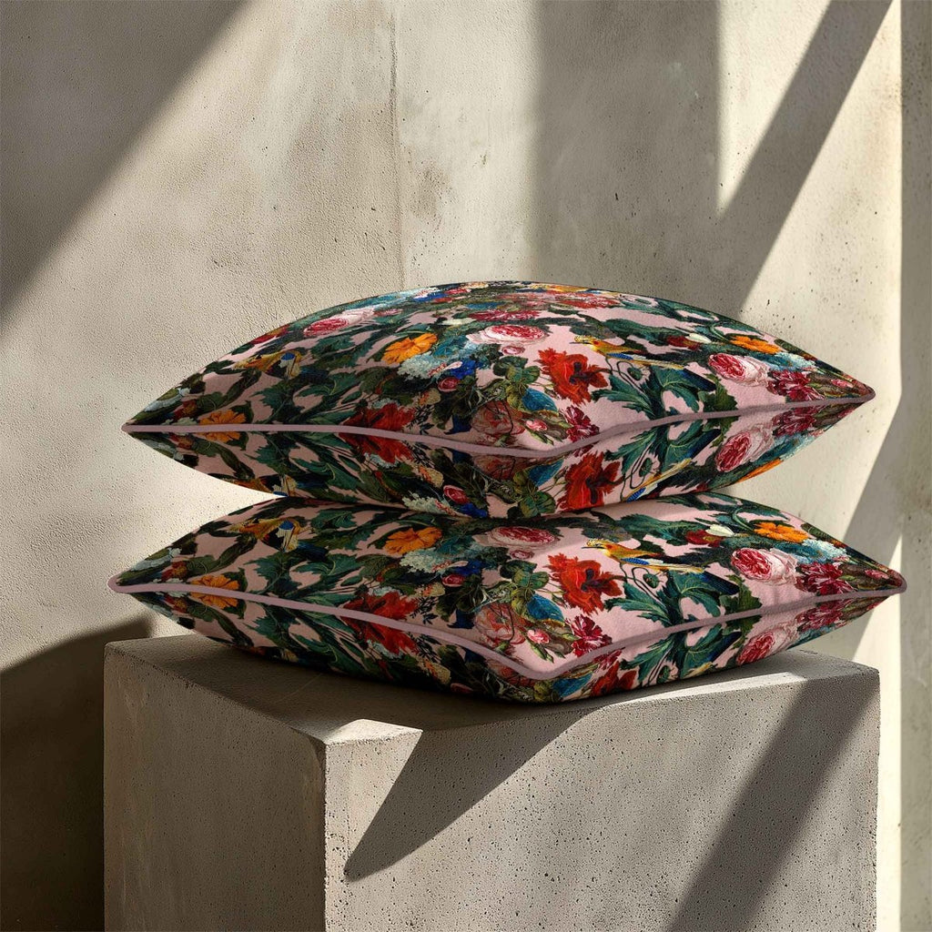 Birds in Paradise | Sustainable Velvet Cushion - Rosewater 40 x 40 cm Standard by Izabela Peters