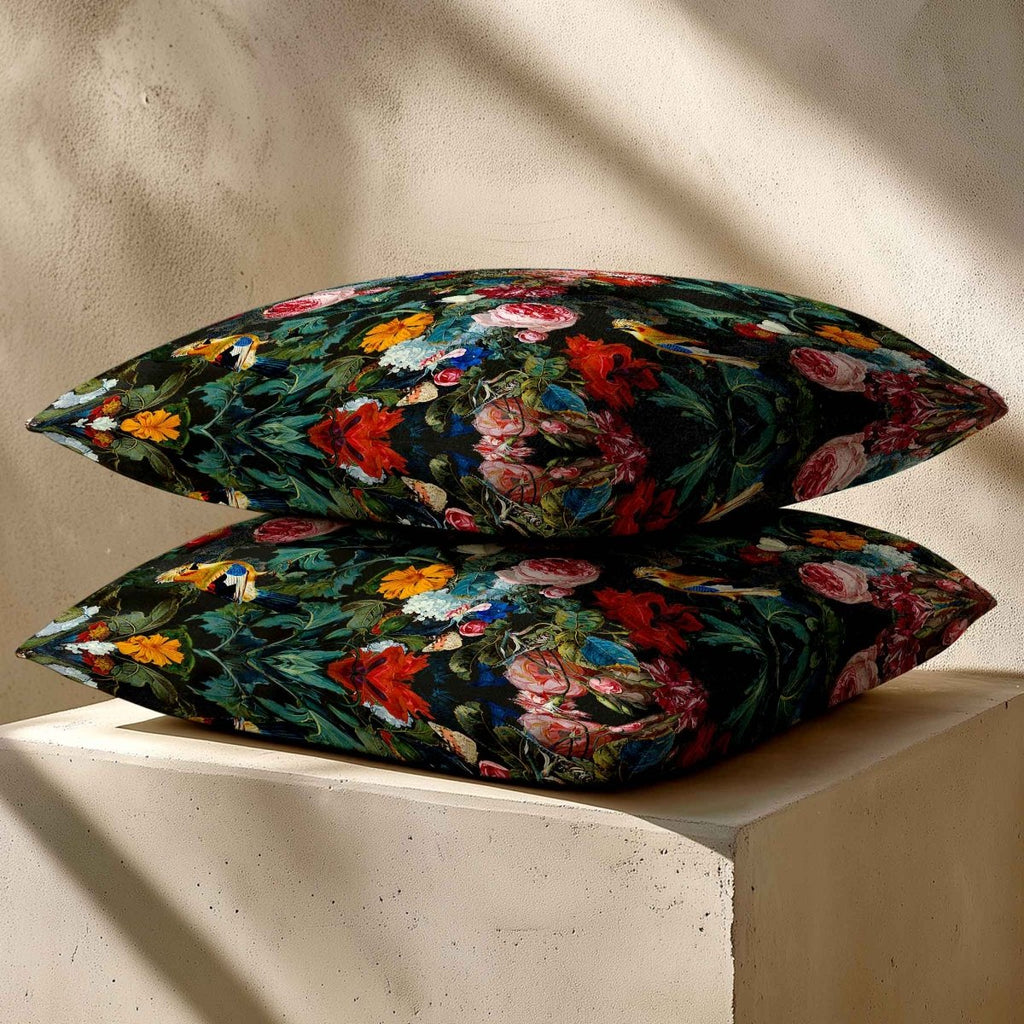 Birds in Paradise | Sustainable Velvet Cushion - Charcoal 40 x 40 cm Standard by Izabela Peters