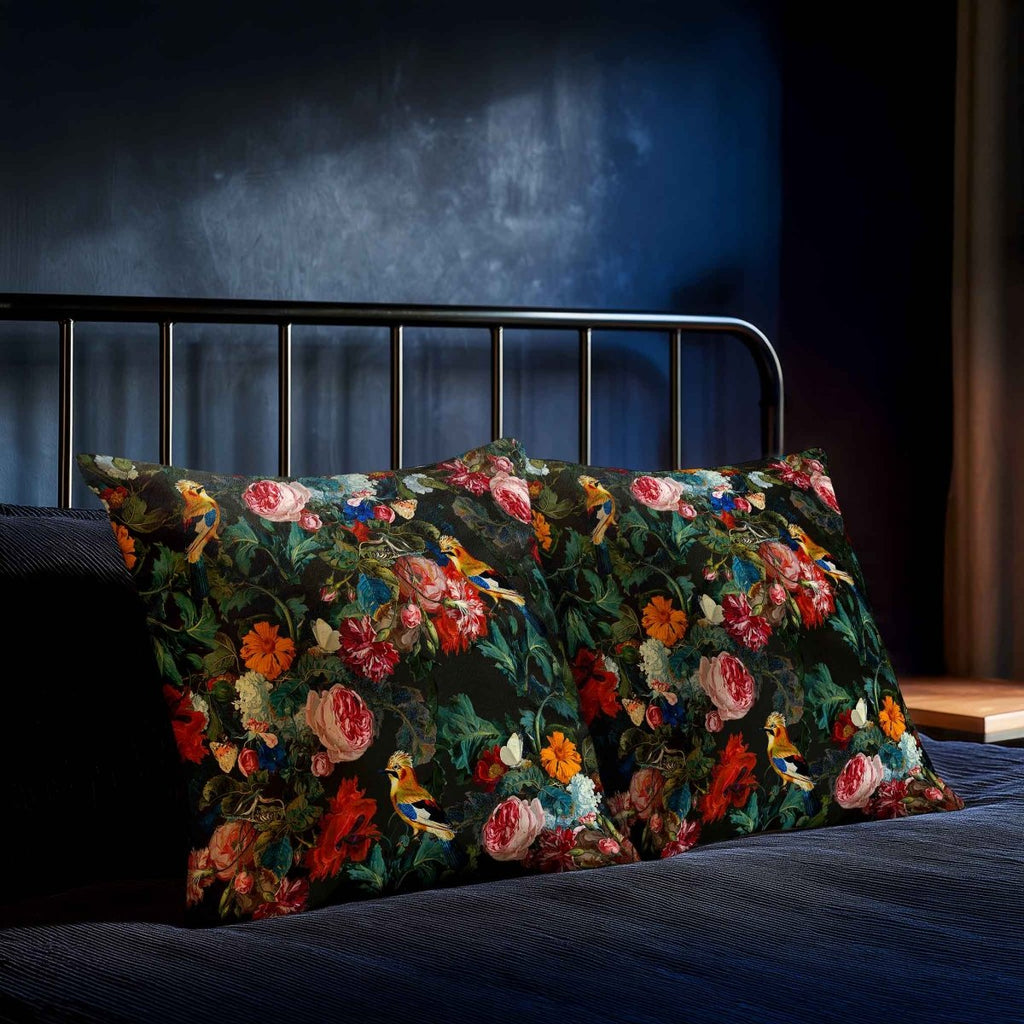 Birds in Paradise | Sustainable Velvet Cushion - Charcoal 40 x 40 cm Standard by Izabela Peters