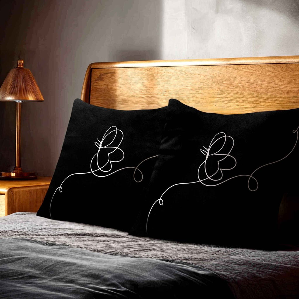 Butterfly | Sustainable Velvet Cushion - Black & White 40 x 40 cm Standard by Izabela Peters