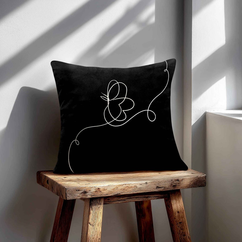 Butterfly | Sustainable Velvet Cushion - Black & White 40 x 40 cm Standard by Izabela Peters