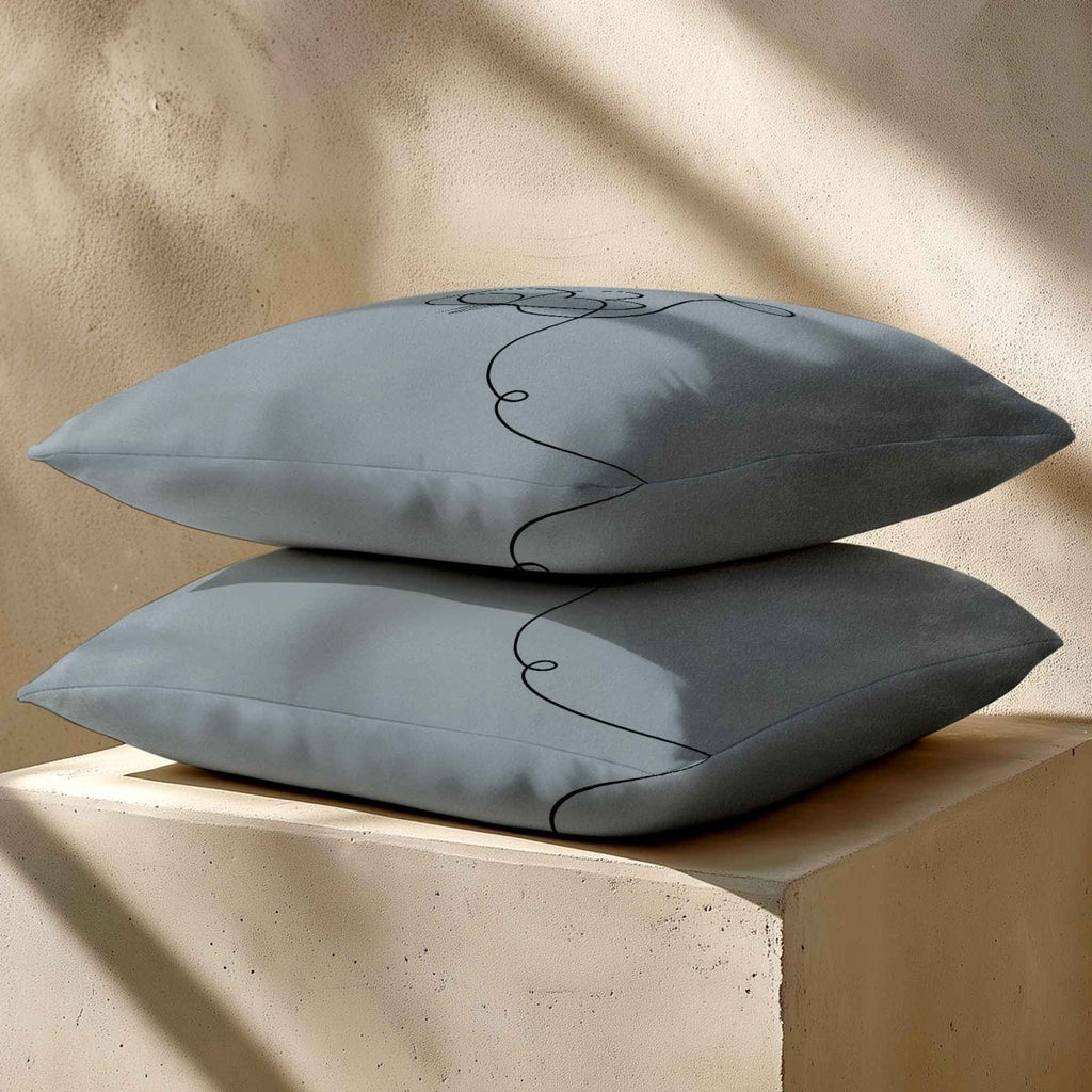 Butterfly | Sustainable Velvet Cushion - French Grey 40 x 40 cm Standard by Izabela Peters