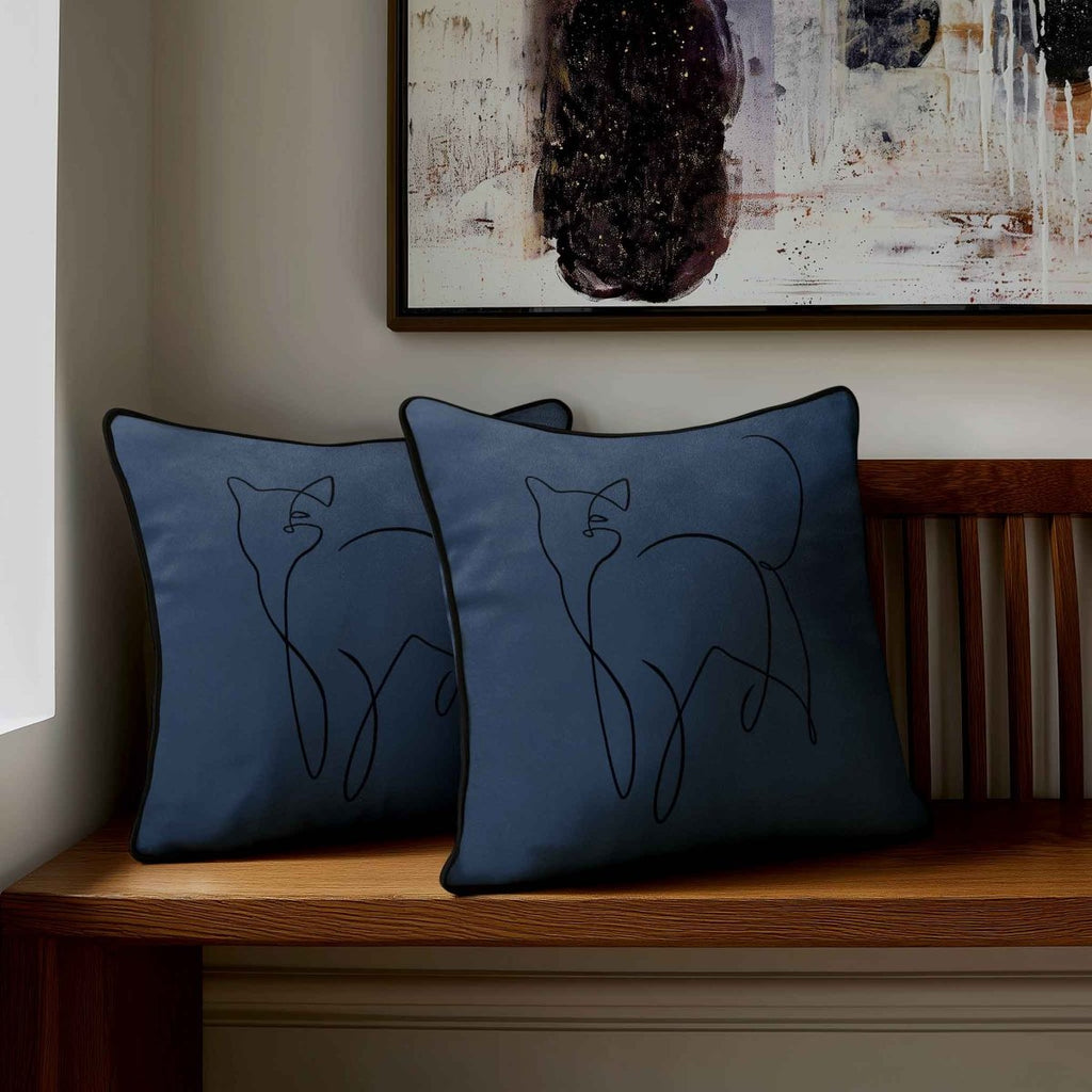 Cat | Sustainable Velvet Cushion - Petrol Blue 40 x 40 cm Piped by Izabela Peters