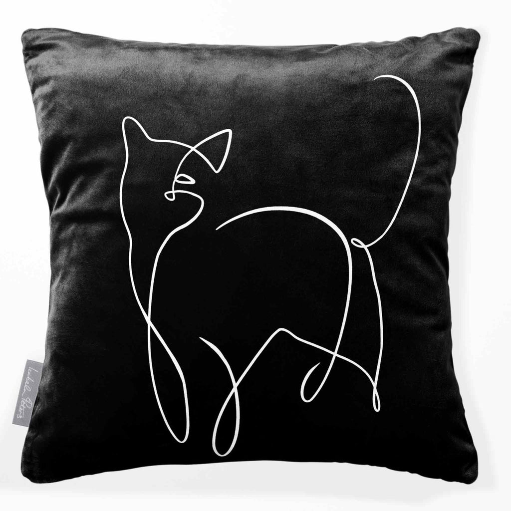 Cat | Sustainable Velvet Cushion - Black & White 40 x 40 cm Standard by Izabela Peters