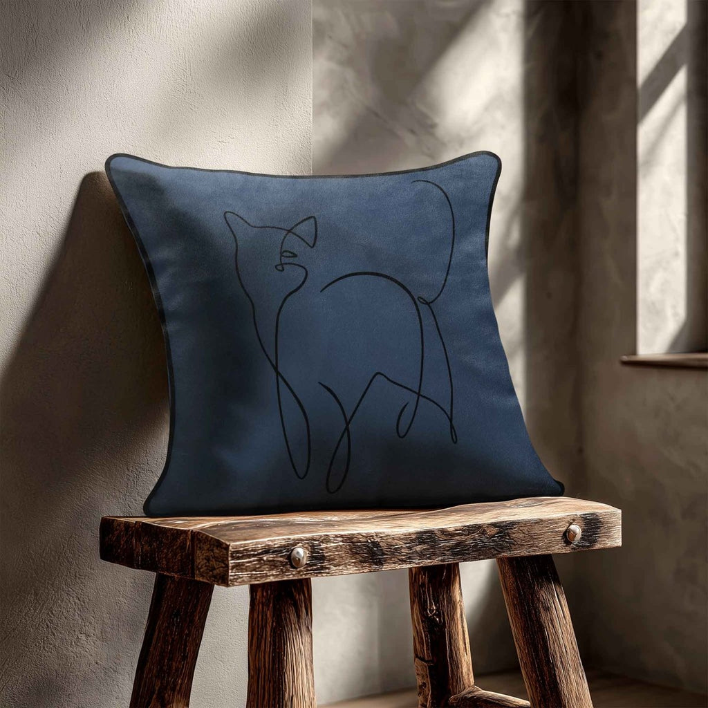 Cat | Sustainable Velvet Cushion - Petrol Blue 40 x 40 cm Piped by Izabela Peters