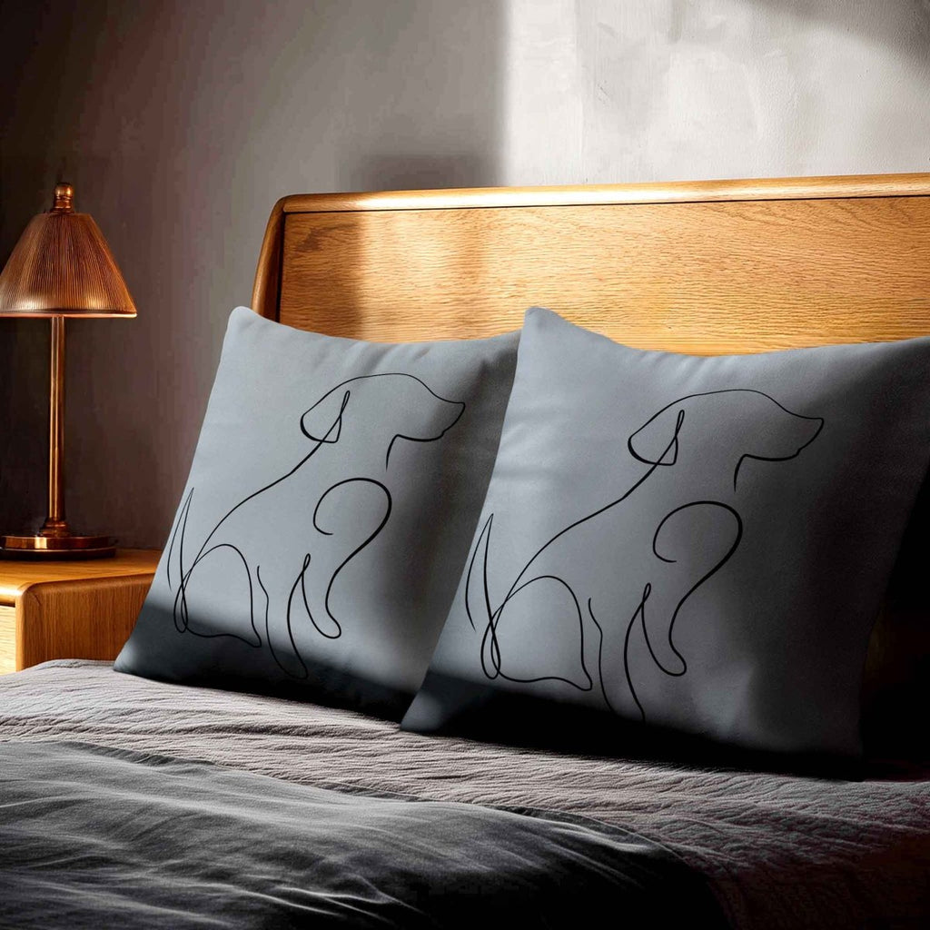 Dog | Sustainable Velvet Cushion - French Grey 40 x 40 cm Standard by Izabela Peters
