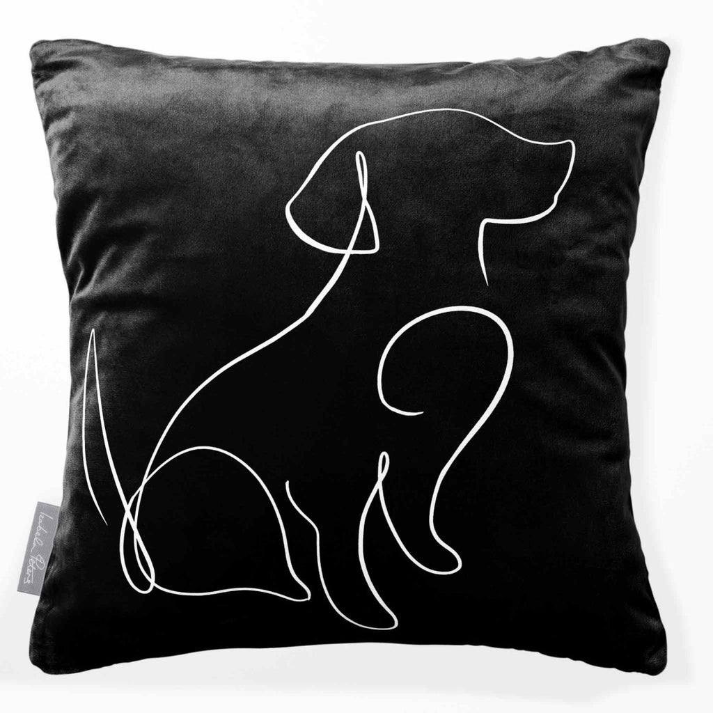 Dog | Sustainable Velvet Cushion - Black & White 40 x 40 cm Standard by Izabela Peters