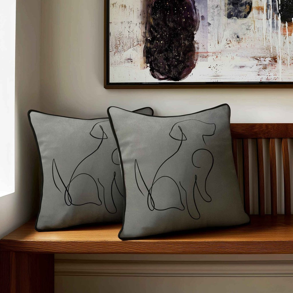 Dog | Sustainable Velvet Cushion - Beluga 40 x 40 cm Standard by Izabela Peters