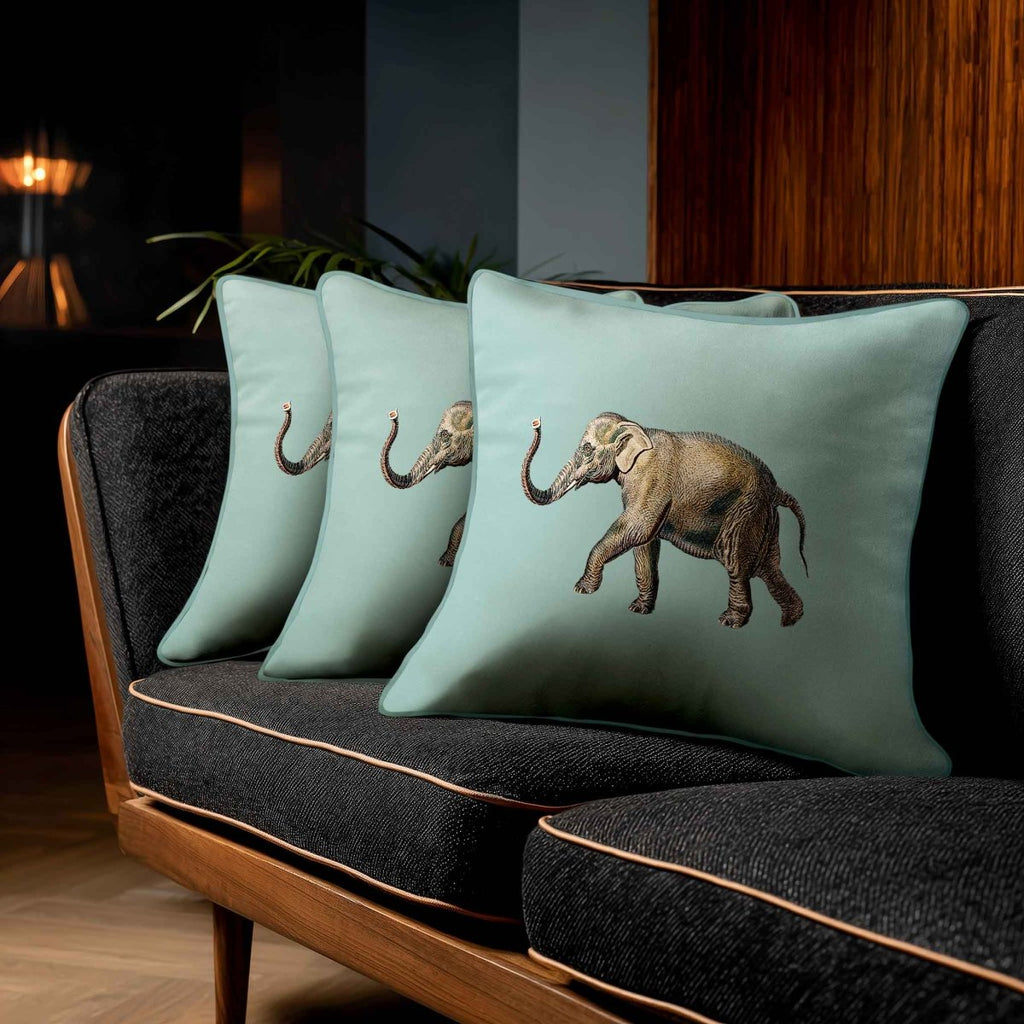 Elephant | Sustainable Velvet Cushion - Blue Surf 40 x 40 cm Standard by Izabela Peters