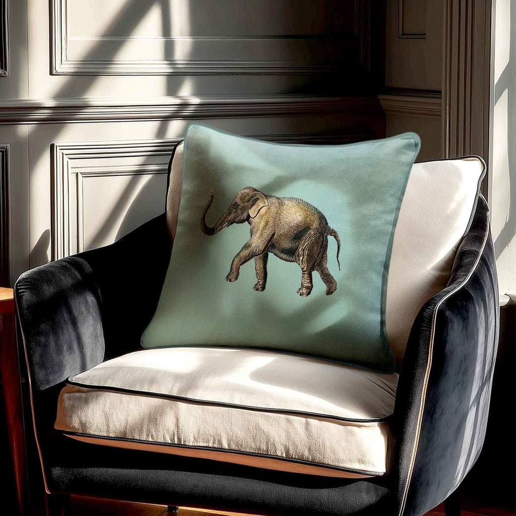 Elephant | Sustainable Velvet Cushion - Blue Surf 40 x 40 cm Standard by Izabela Peters