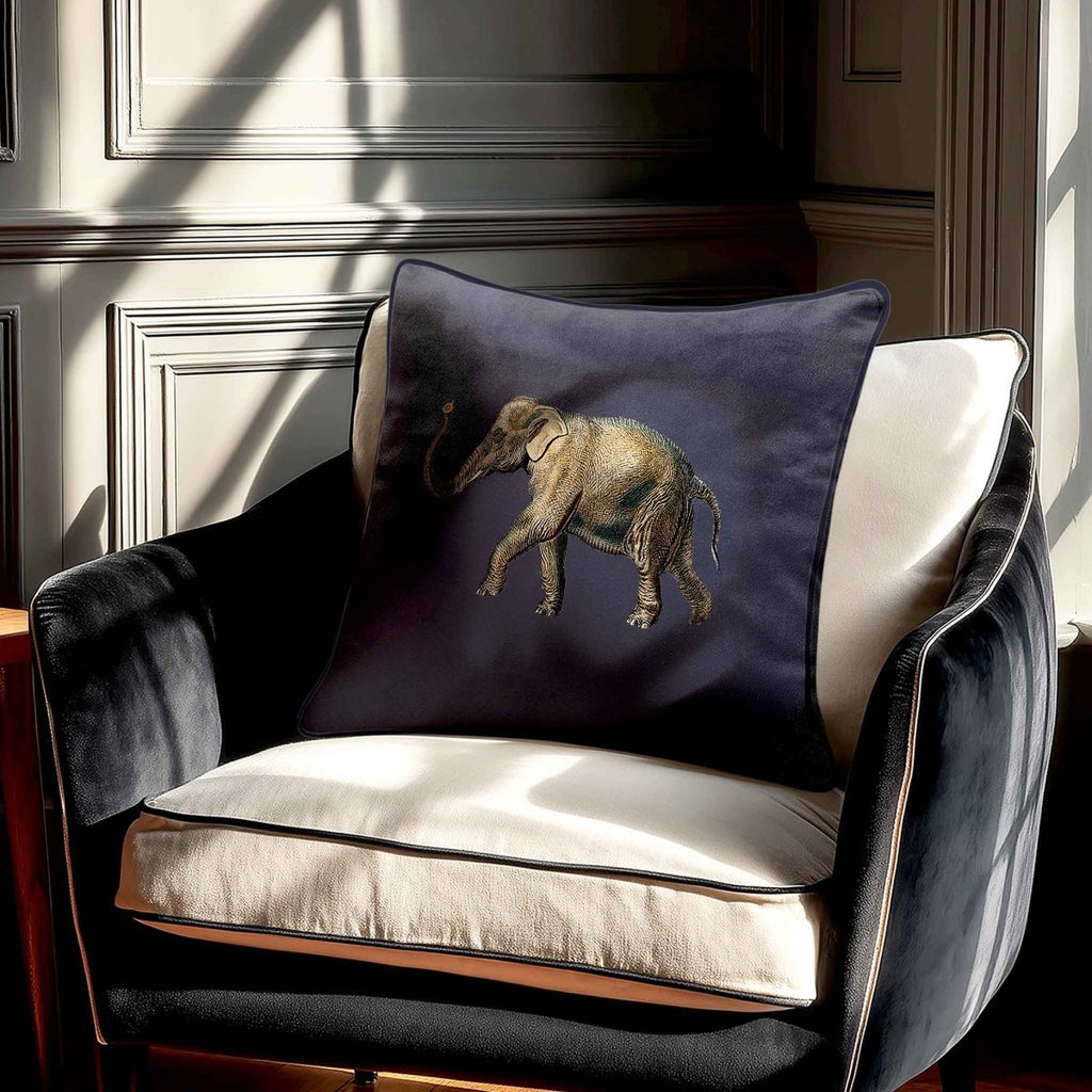Elephant | Sustainable Velvet Cushion - Graphite 40 x 40 cm Standard by Izabela Peters