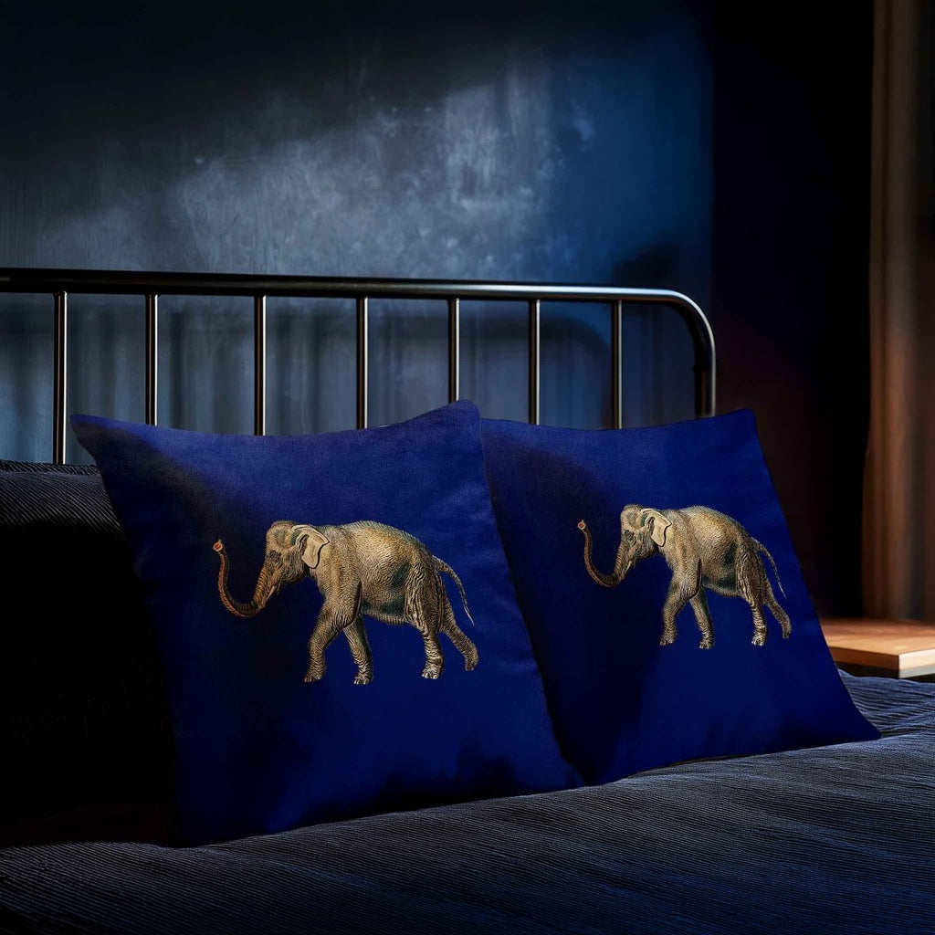 Elephant | Sustainable Velvet Cushion - Midnight 40 x 40 cm Standard by Izabela Peters