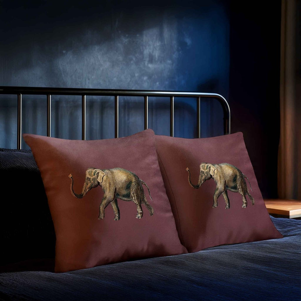 Elephant | Sustainable Velvet Cushion - Italian Grape 40 x 40 cm Standard by Izabela Peters