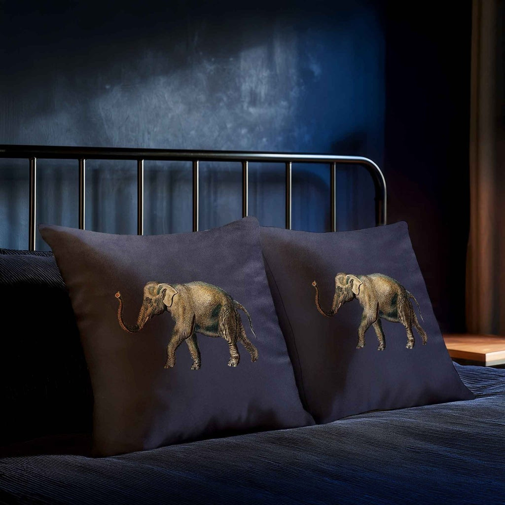 Elephant | Sustainable Velvet Cushion - Graphite 40 x 40 cm Standard by Izabela Peters