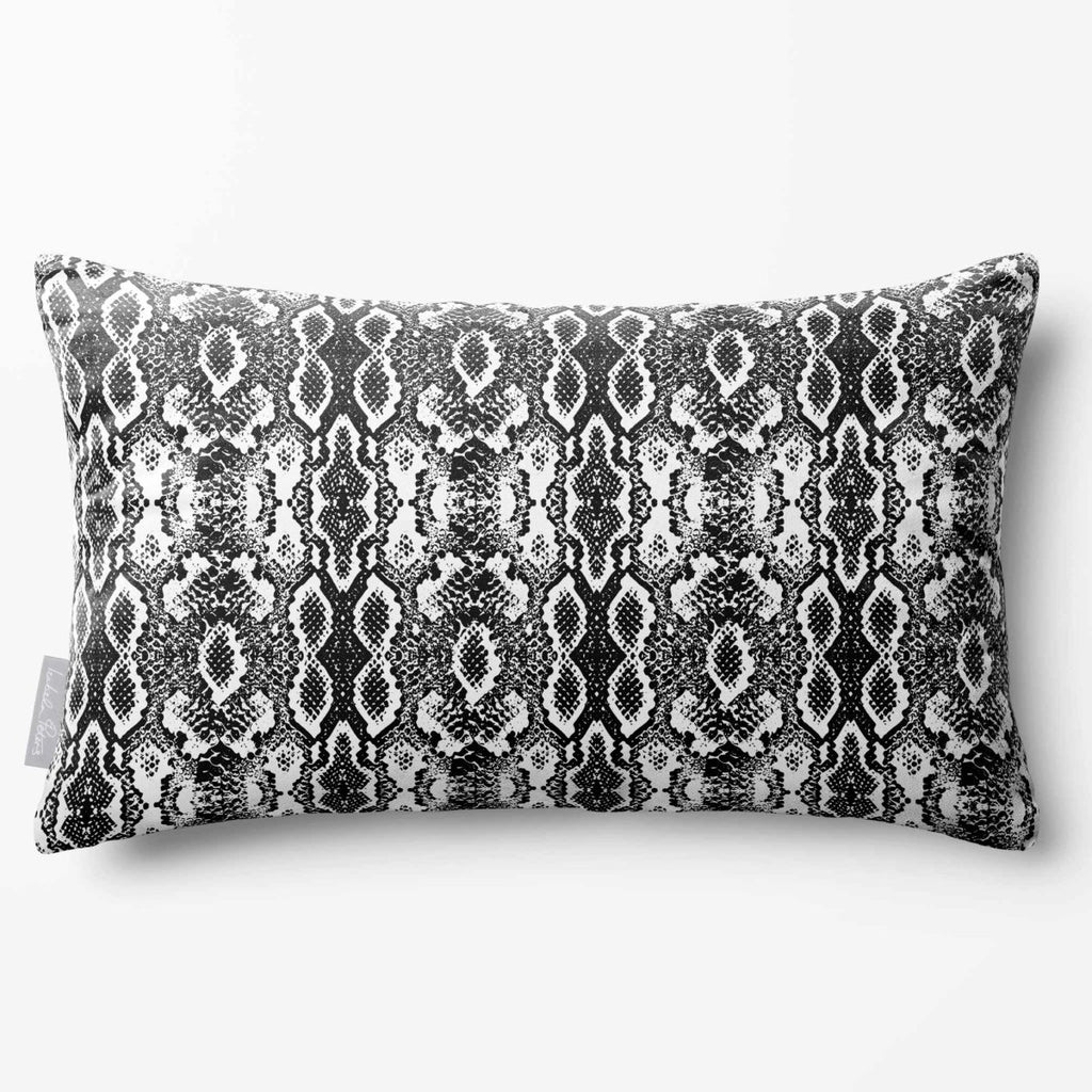 Exotic Snake | Sustainable Velvet Rectangle Cushion - White & Black 50 x 30 cm Standard by Izabela Peters
