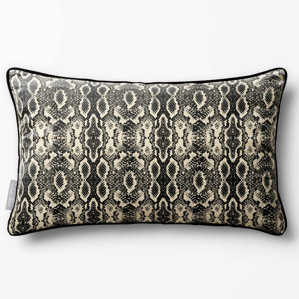 Exotic Snake | Sustainable Velvet Rectangle Cushion - Cream 50 x 30 cm Piped by Izabela Peters